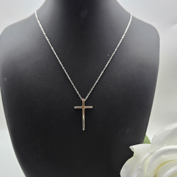 SIMPLE CROSS STERLING SILVER NECKLACE - Picture 2 of 8